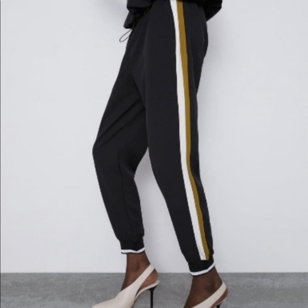 ZARA Jogger Side Stripes Pants